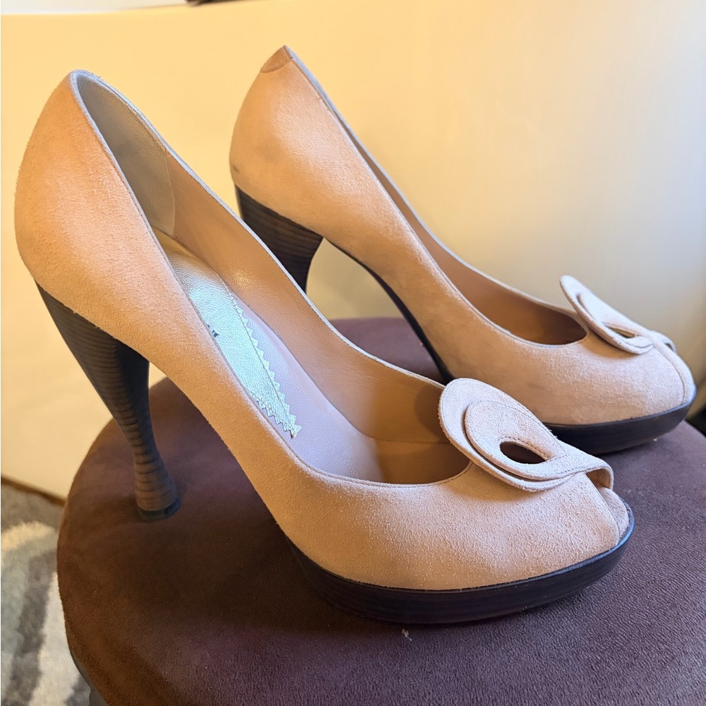 Vintage Emporio Armani Lt Pinkish/Beige Peep-Toe Heels